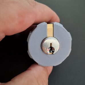 PD Cylinder holder